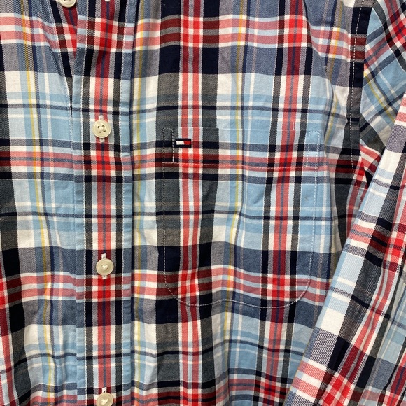 Tommy Hilfiger Men's Adaptive Long Sleeved Shirt - Picture 3 of 4